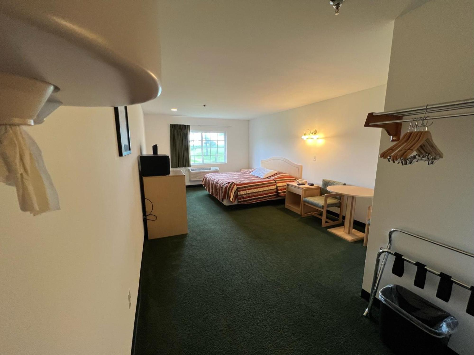 Red Bud Country Inn Экстерьер фото